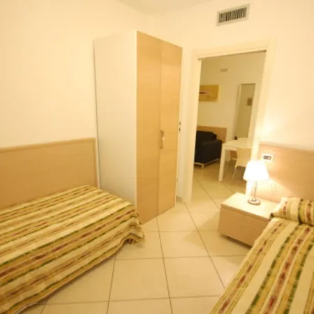 Lovely Beachside Flat With A Luminous Terrace Apartmán Bibione