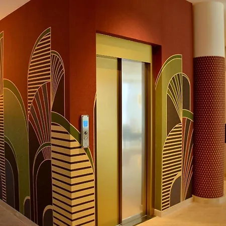 Lovely Beachside Flat With A Luminous Terrace Lägenhet