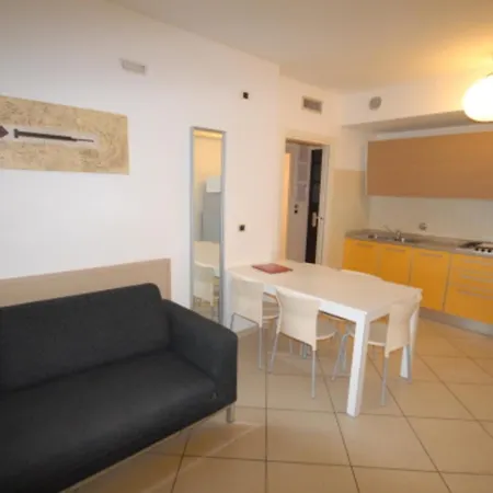 Lovely Beachside Flat With A Luminous Terrace *
