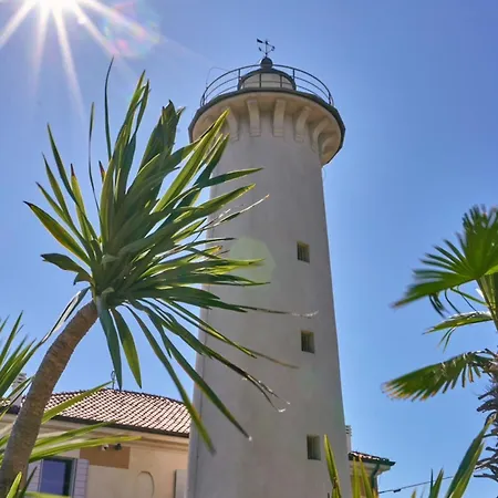 Lovely Beachside Flat With A Luminous Terrace * Bibione